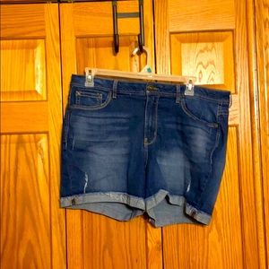 Wallflower Jean Shorts